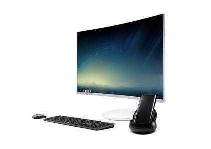 Док-станция Samsung DeX позволяет трансформировать смартфон Galaxy S8 в почти полноценный компьютер