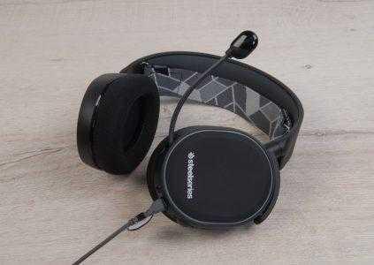 Обзор гарнитуры SteelSeries Arctis 3: 7.1 с хорошим микрофоном