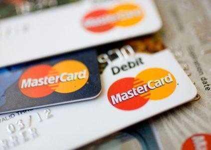 Mastercard намерена ускорить осуществление платежей при помощи чипованных карт