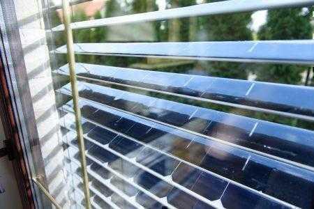 Украинский стартап SolarGaps досрочно собрал на Kickstarter целевую сумму для производства умных жалюзи с солнечными батареями