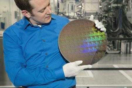 IBM, Globalfoundries и Samsung представили первый в отрасли транзистор GAAFET для 5-нанометровых микросхем