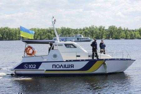 В Киеве начал работу обновленный отдел водной полиции, который получил современные катера, дроны и систему мониторинга