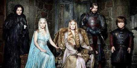 HBO нанял четырех сценаристов для создания нескольких спин-оффов сериала «Игры престолов», но для съемок выберут только лучшие из них