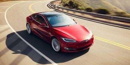 Tesla анонсировала прекращение продаж самой доступной Model S