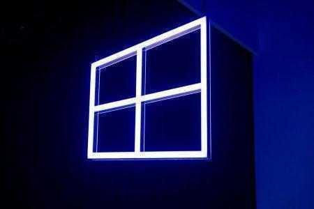 Сервис Microsoft 365 для корпоративных пользователей предлагает подписку на Office и Windows в одном пакете
