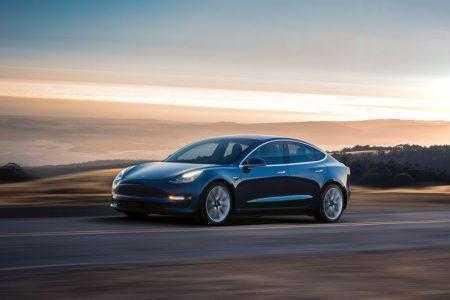 Tesla выпустит облигаций на сумму около $1,5 млрд, чтобы привлечь дополнительные средства для наращивания производства Model 3