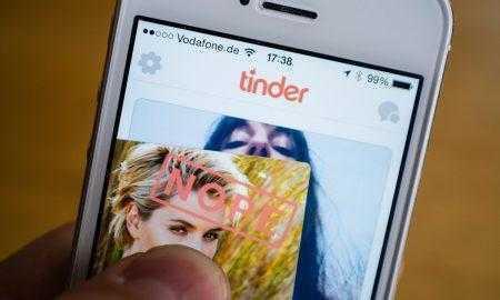 Французская журналистка запросила у Tinder данные о себе и получила документ на 800 страниц