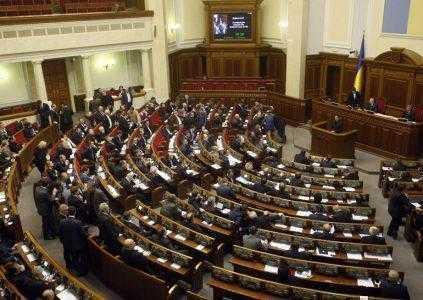 ВРУ утвердила обязательную видеофиксацию обысков и запретила изымать серверы