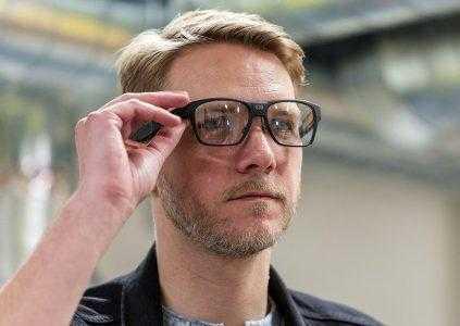 Intel показала собственные умные очки Vaunt, которые выглядят как обычные очки и проецируют изображение лазером прямо на сетчатку